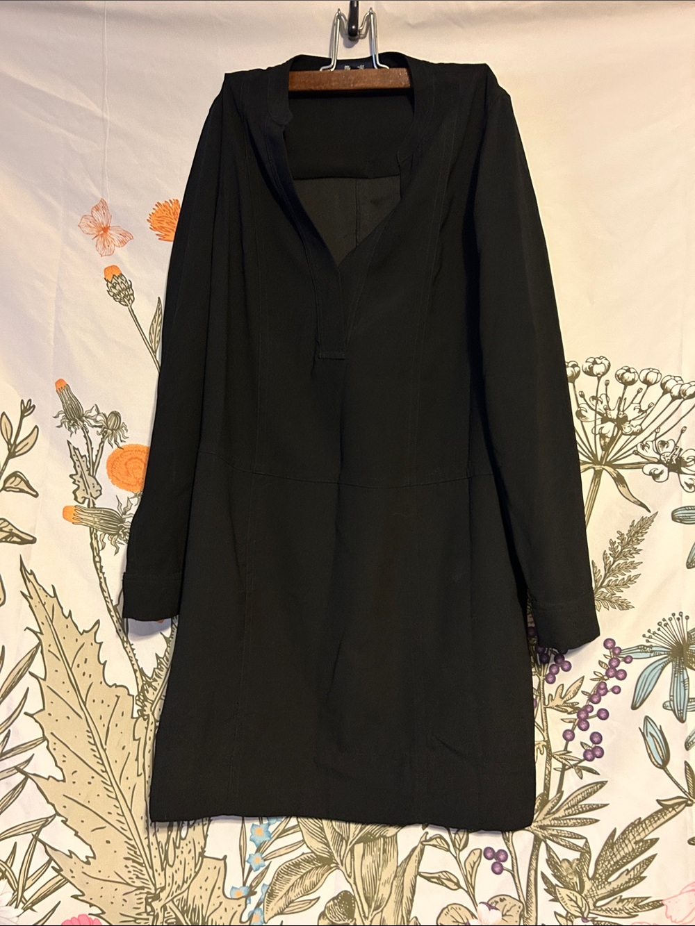 Madewell Black Women's Long-Sleeve V-Neck Dress, knee length.